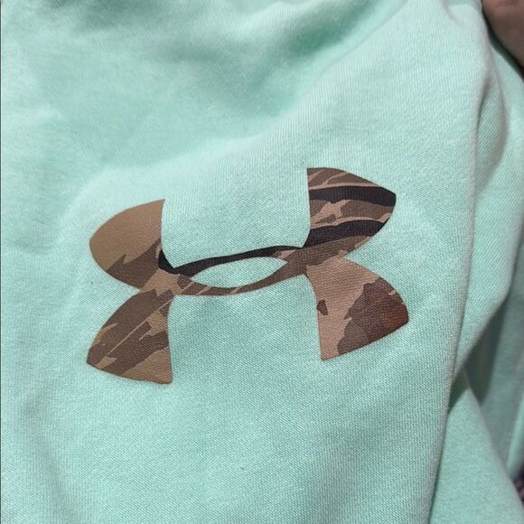 Under Armour Green Long Sleeve Relaxed Hoodie - Picture 2 of 4